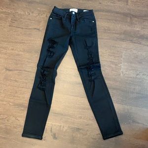 Frame Le Skinny de Jeanne Distressed Jeans Size 23